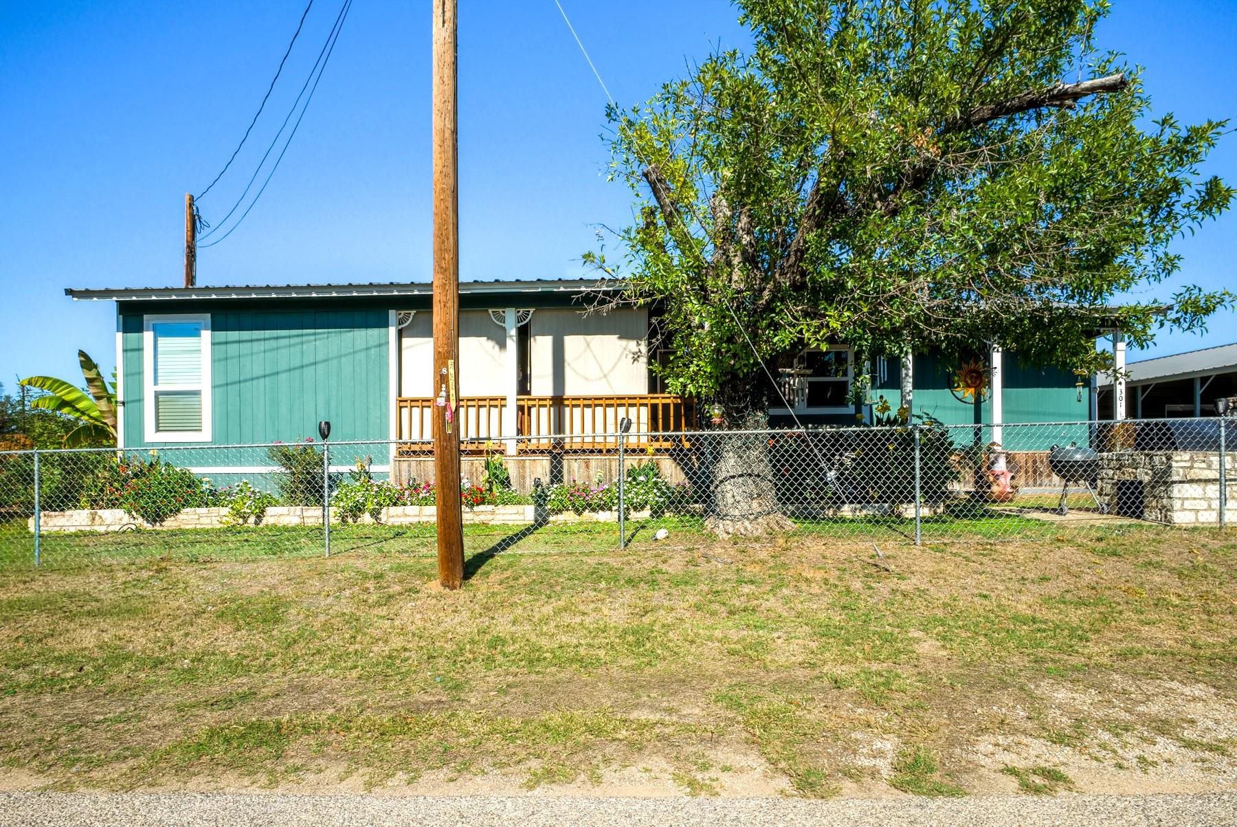 301 Castlebriar, Granite Shoals