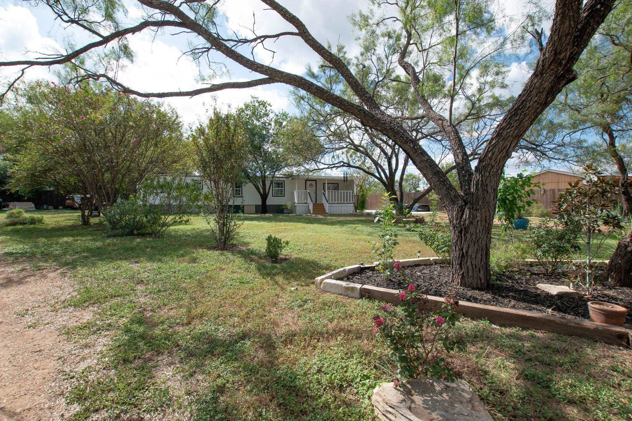105 Conroe, Kingsland