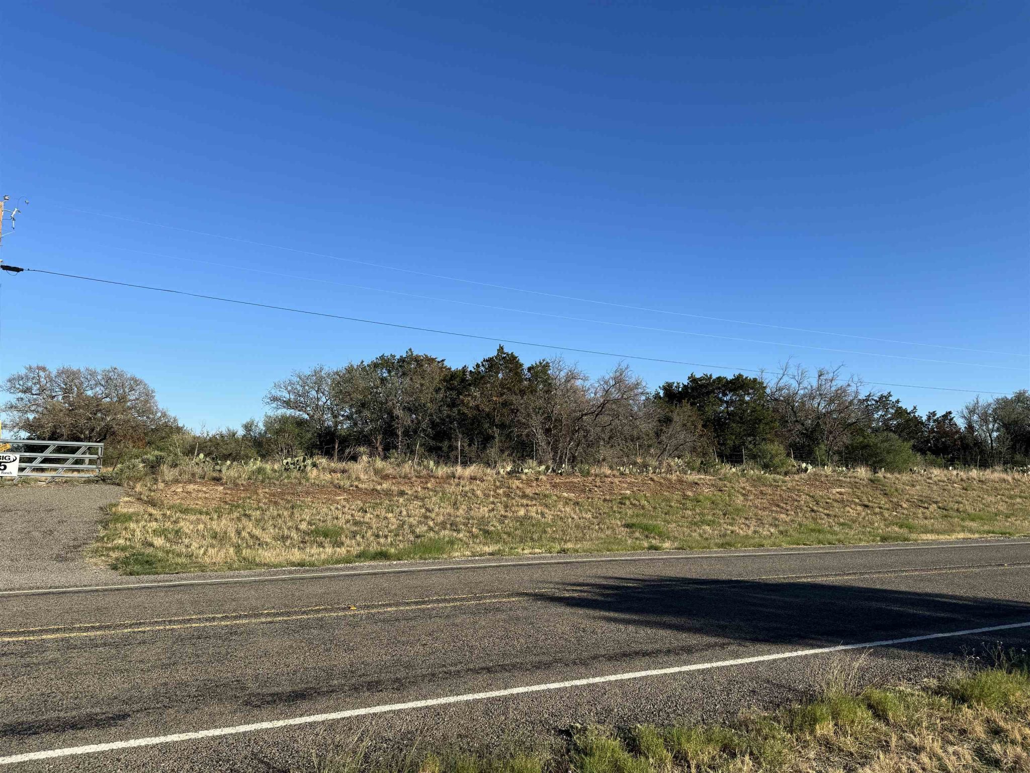 6939 FM 690, Burnet