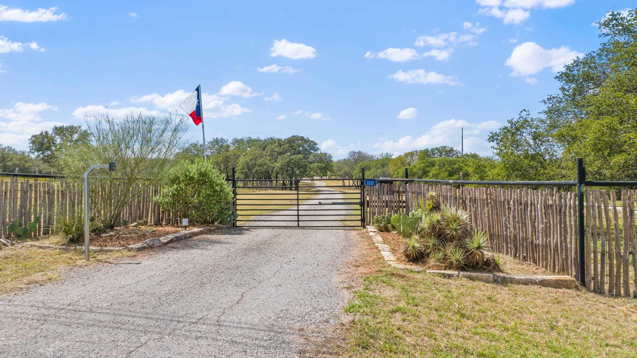 2631 US Hwy 281, Johnson City