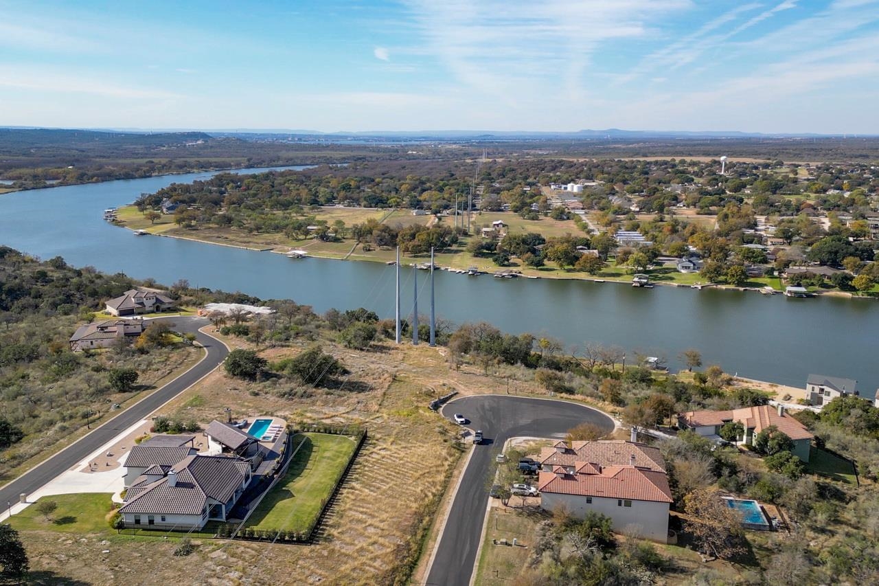 528 Bendito, Marble Falls