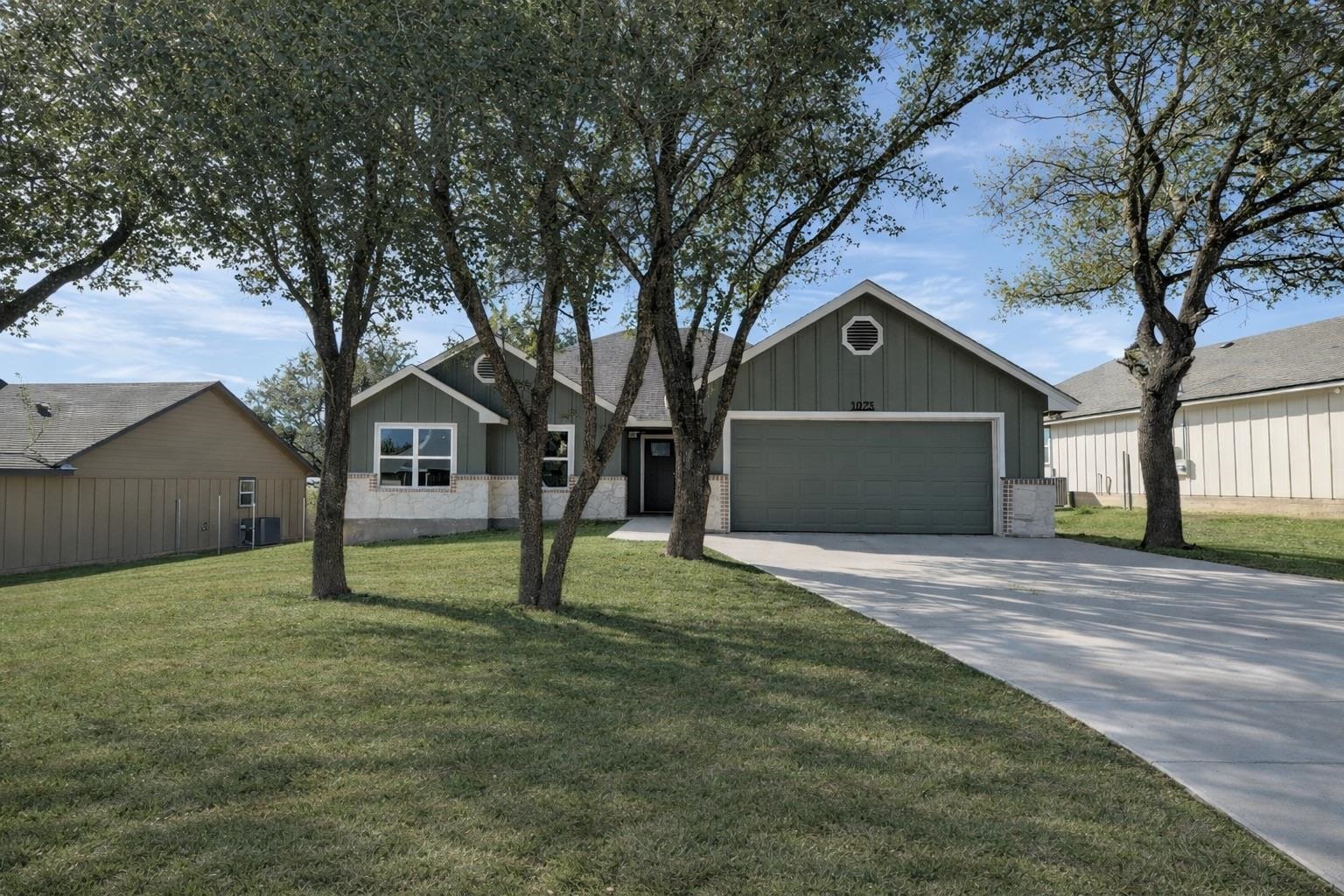 1023 Fieldstone Dr, Lampasas