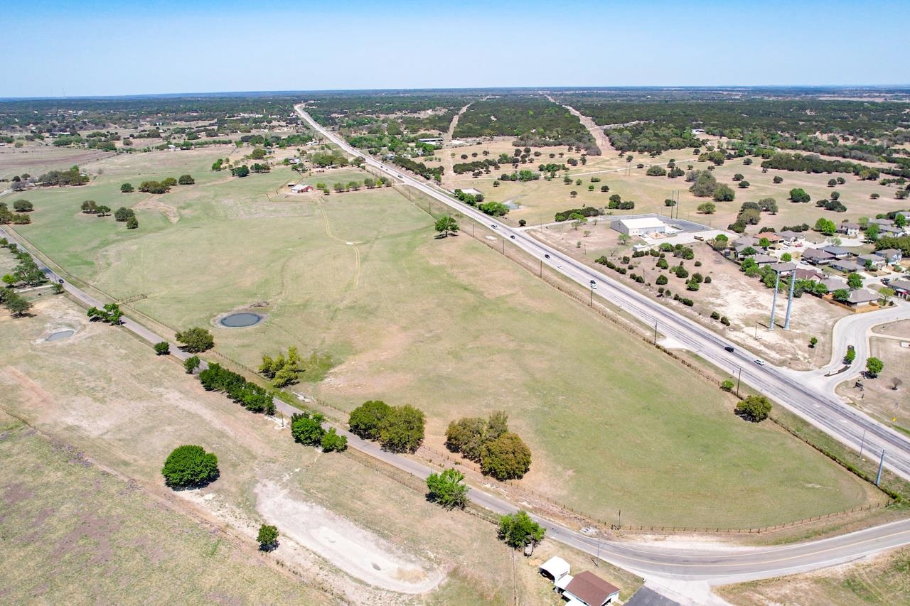 2704 Highway 281, Burnet