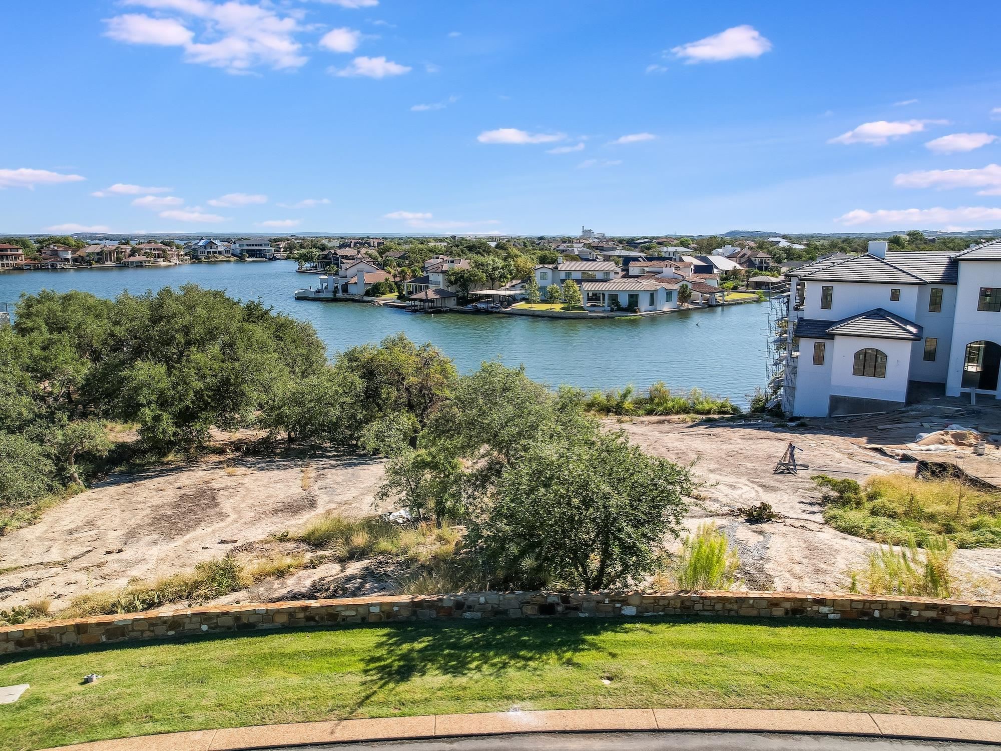 Residents enjoy the best of Fazio golf and the beautiful, constant-level, Lake LBJ.
