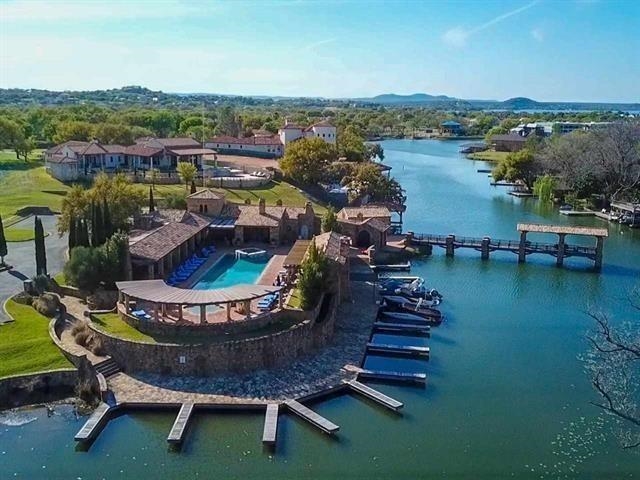 Golf, Boat, Wine & Dine at the Escondido Golf & Lake Members Only Club