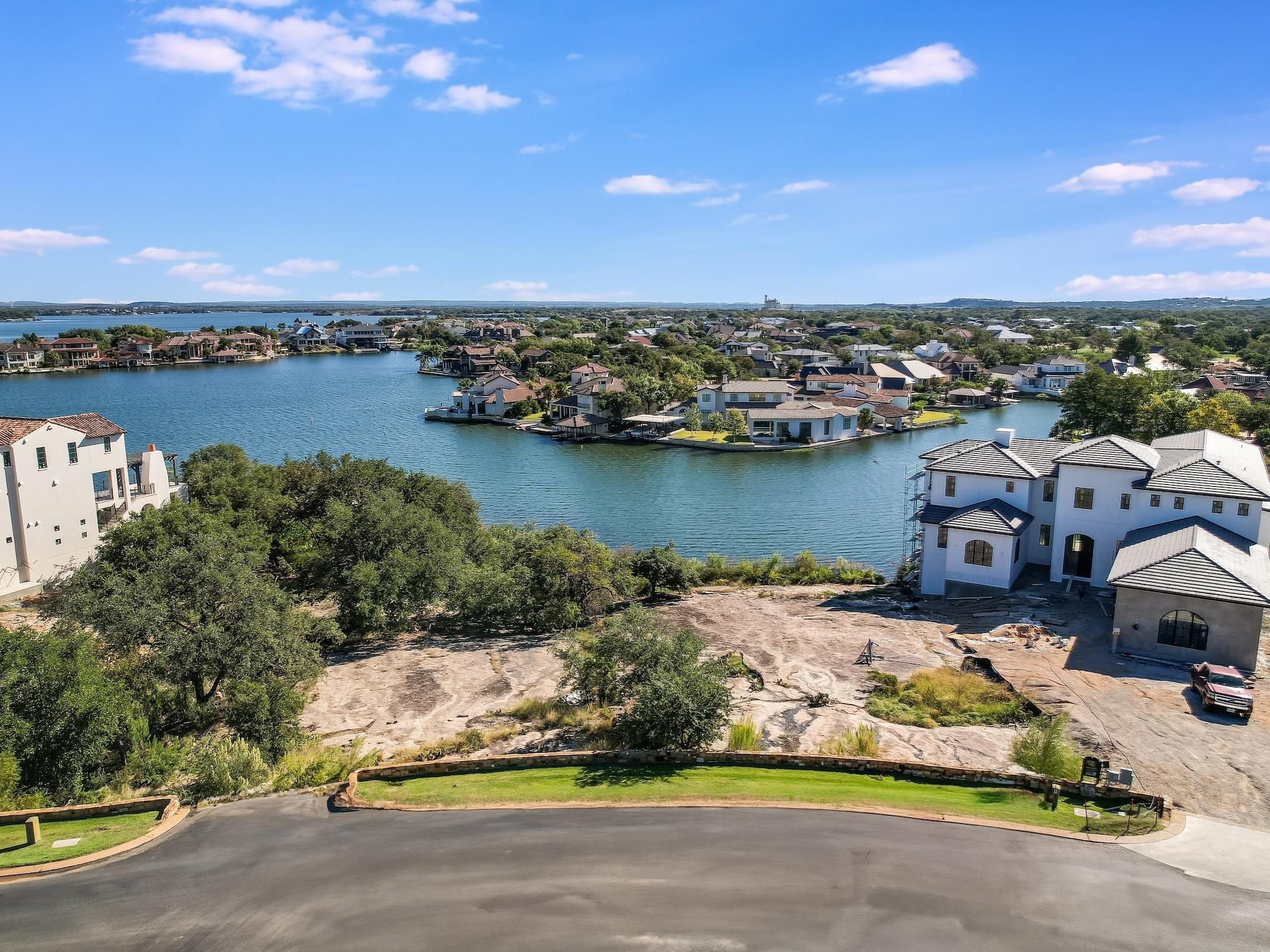 Lago Escondido on Lake LBJ