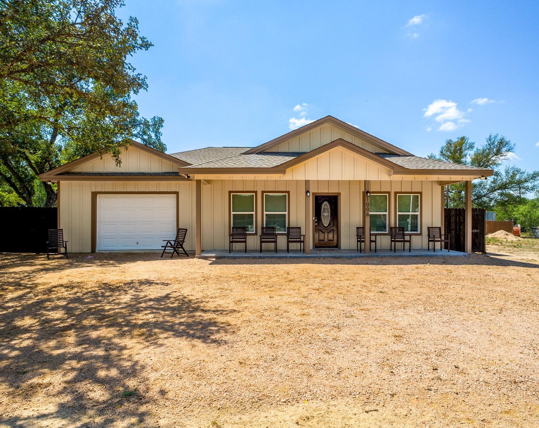 1006 Garfield Dr, Granite Shoals