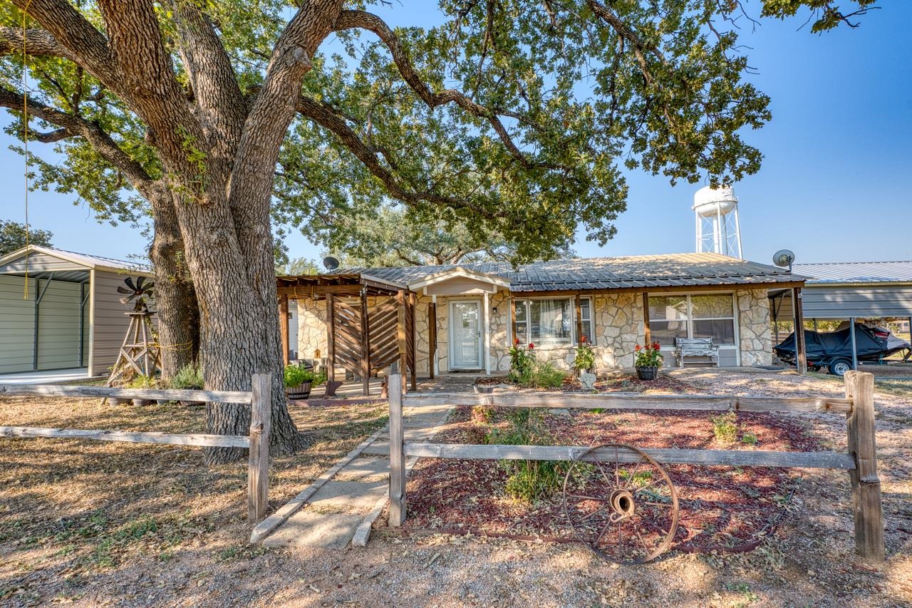 403 South, Kingsland