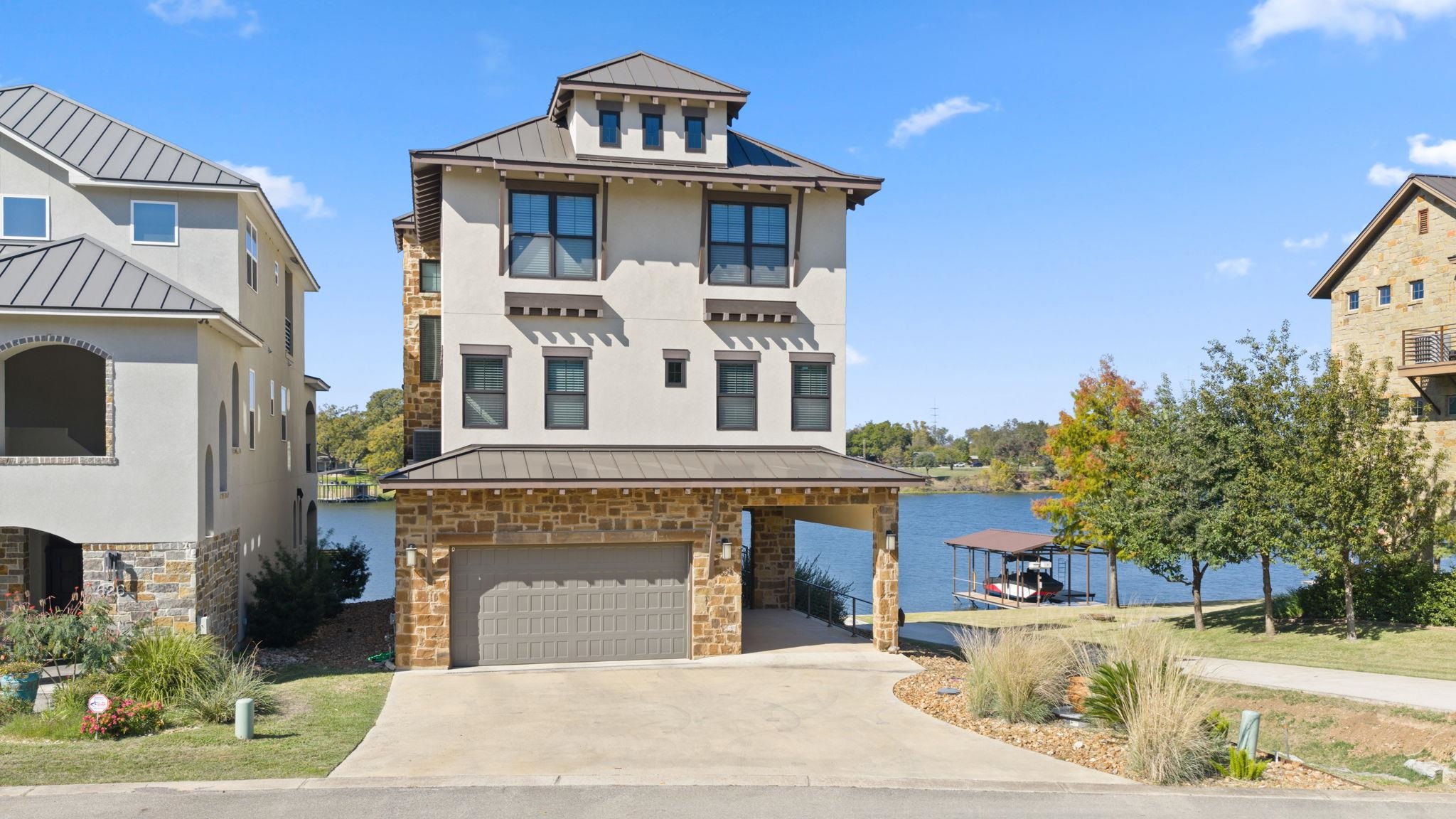 624 Waterside, Marble Falls