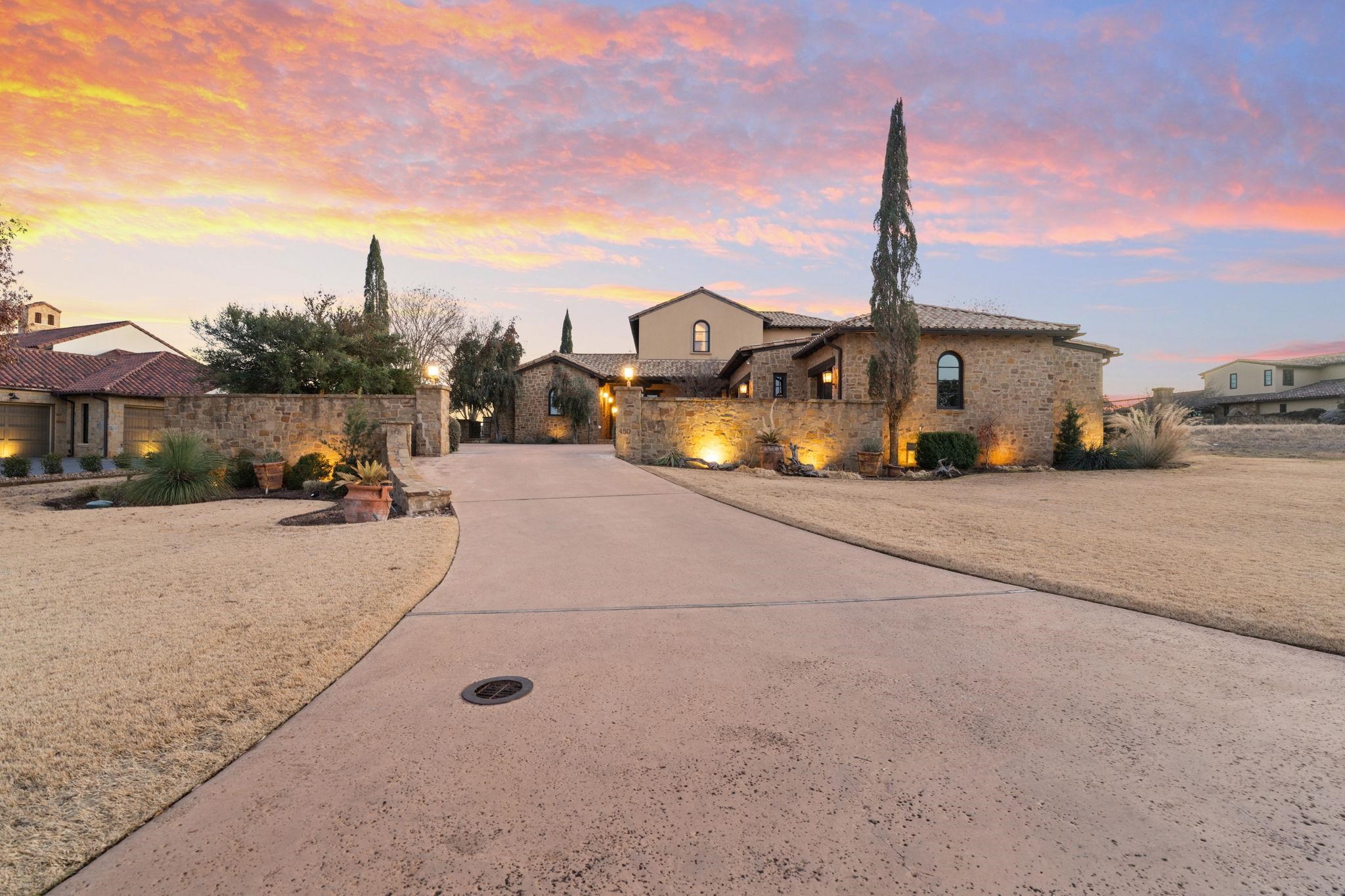 450 La Serena Loop, Horseshoe Bay