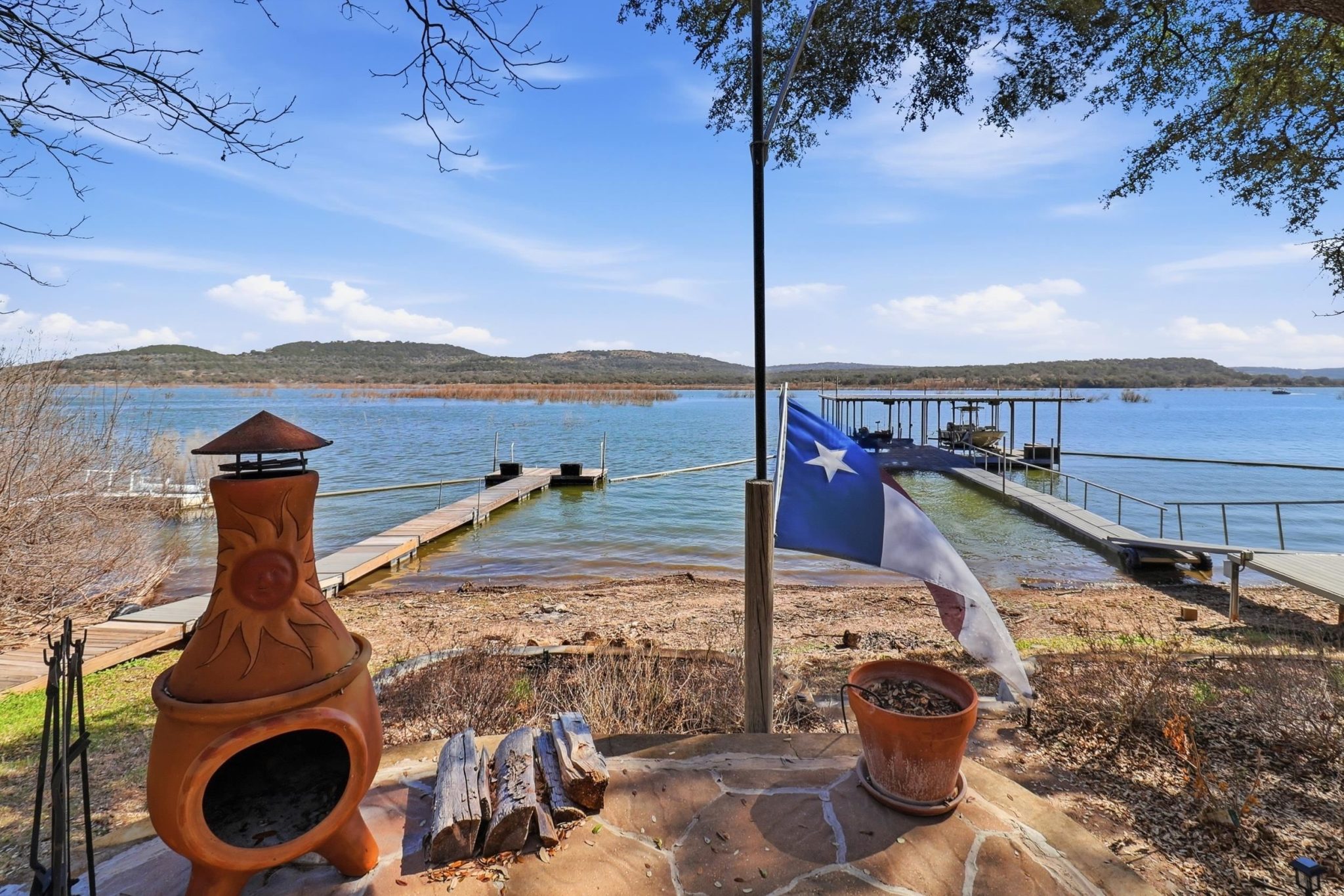 136 Harvest Trail, Tow