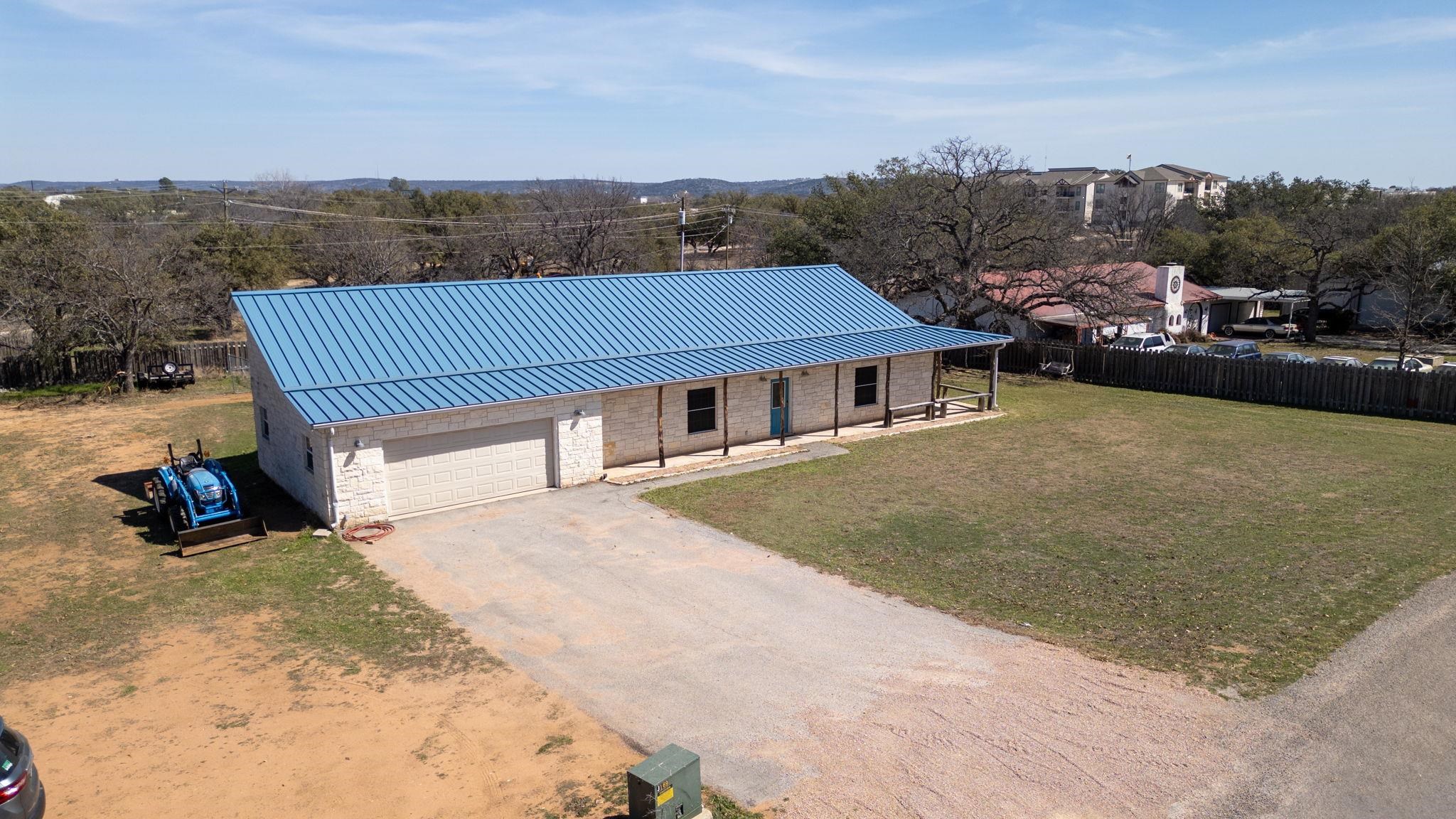2207 Boxwood, Kingsland