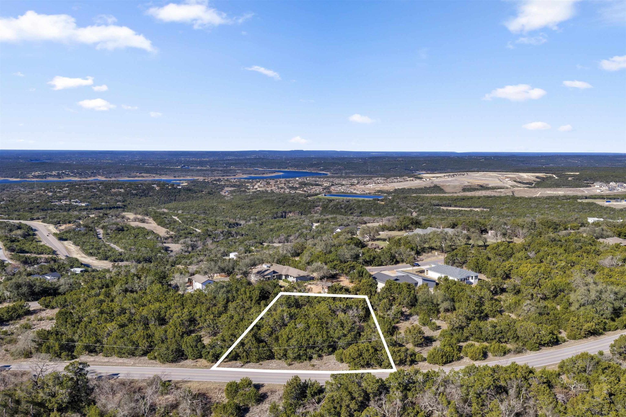 8614 Bar K Ranch, Lago Vista