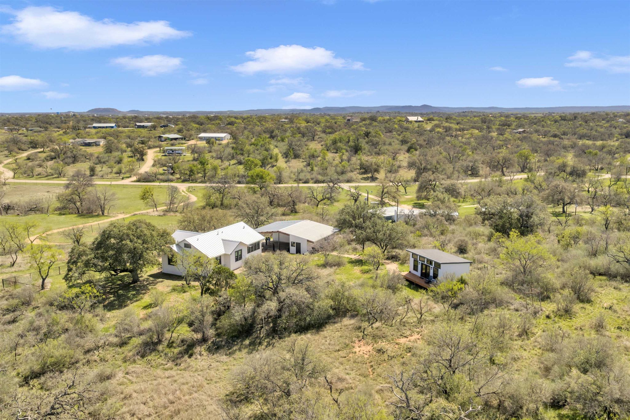 171 CR 117, Llano