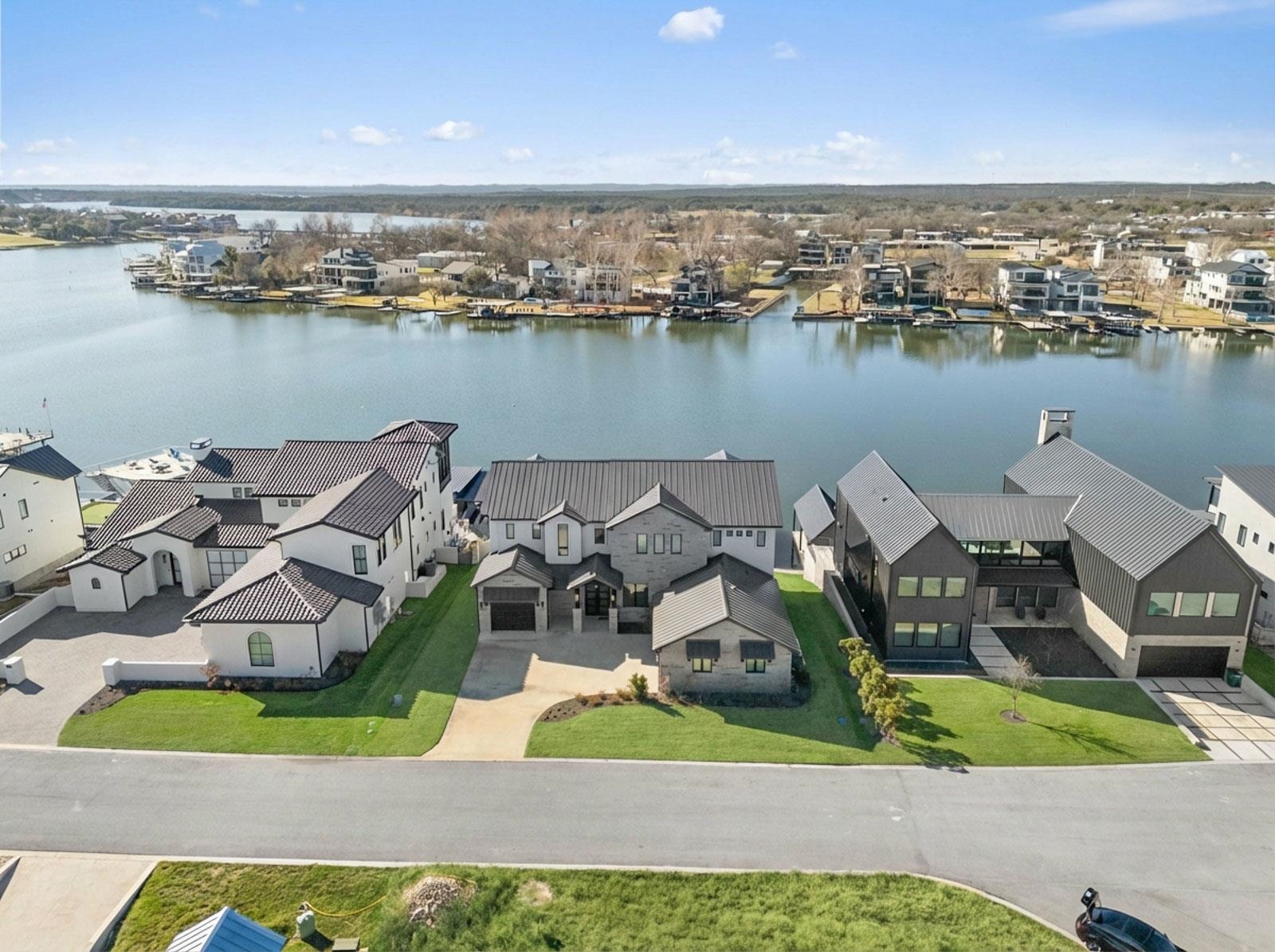 121 Houdini, Kingsland