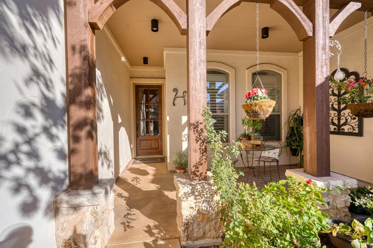 302 Enclave, Horseshoe Bay