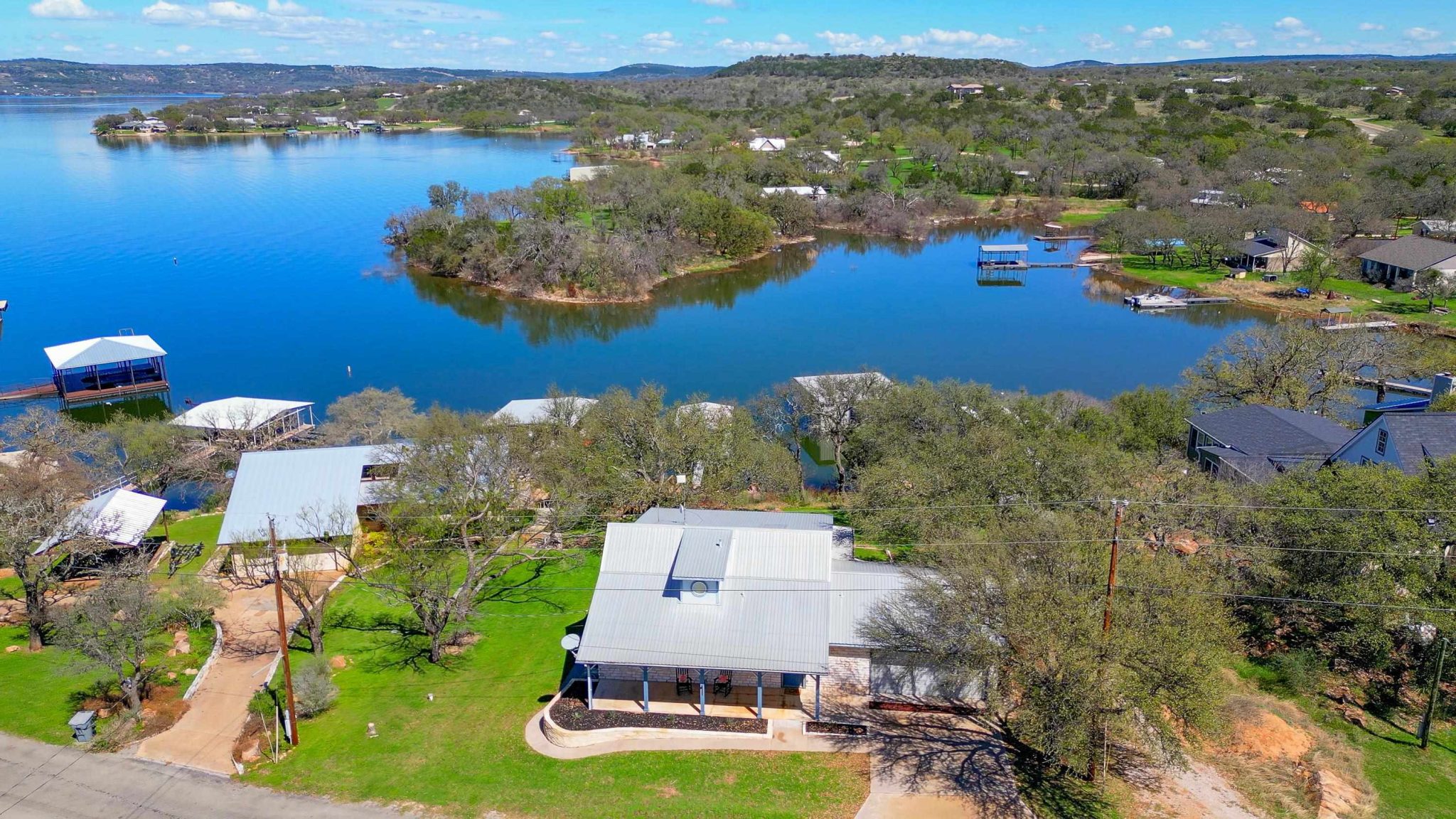Situated on a deep water cove on Lake Buchanan