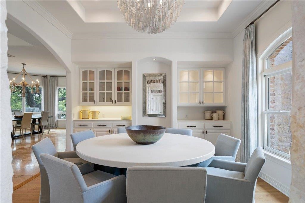 The Dining room is open to the Great Room