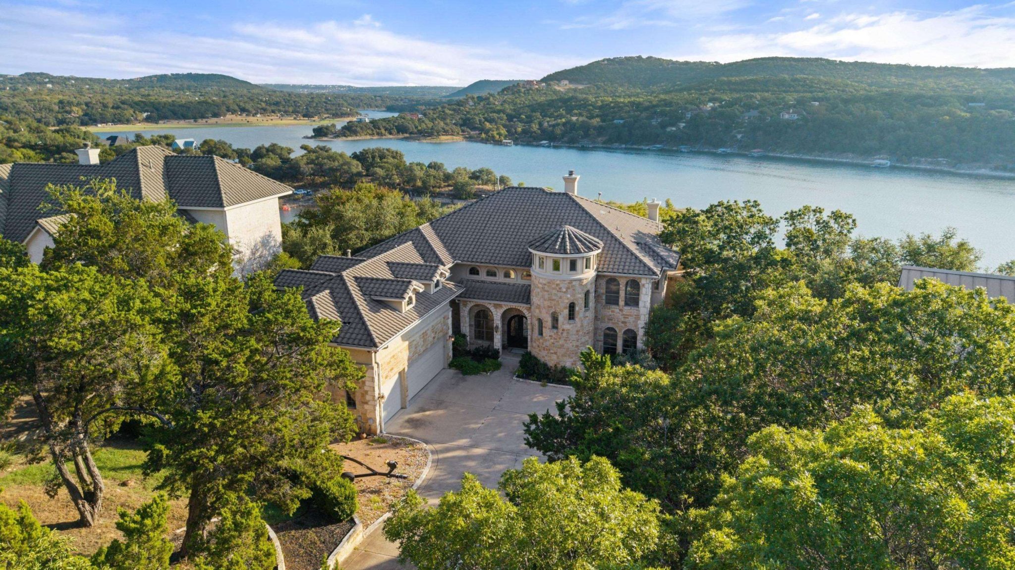 17912 Crystal Cove, Jonestown