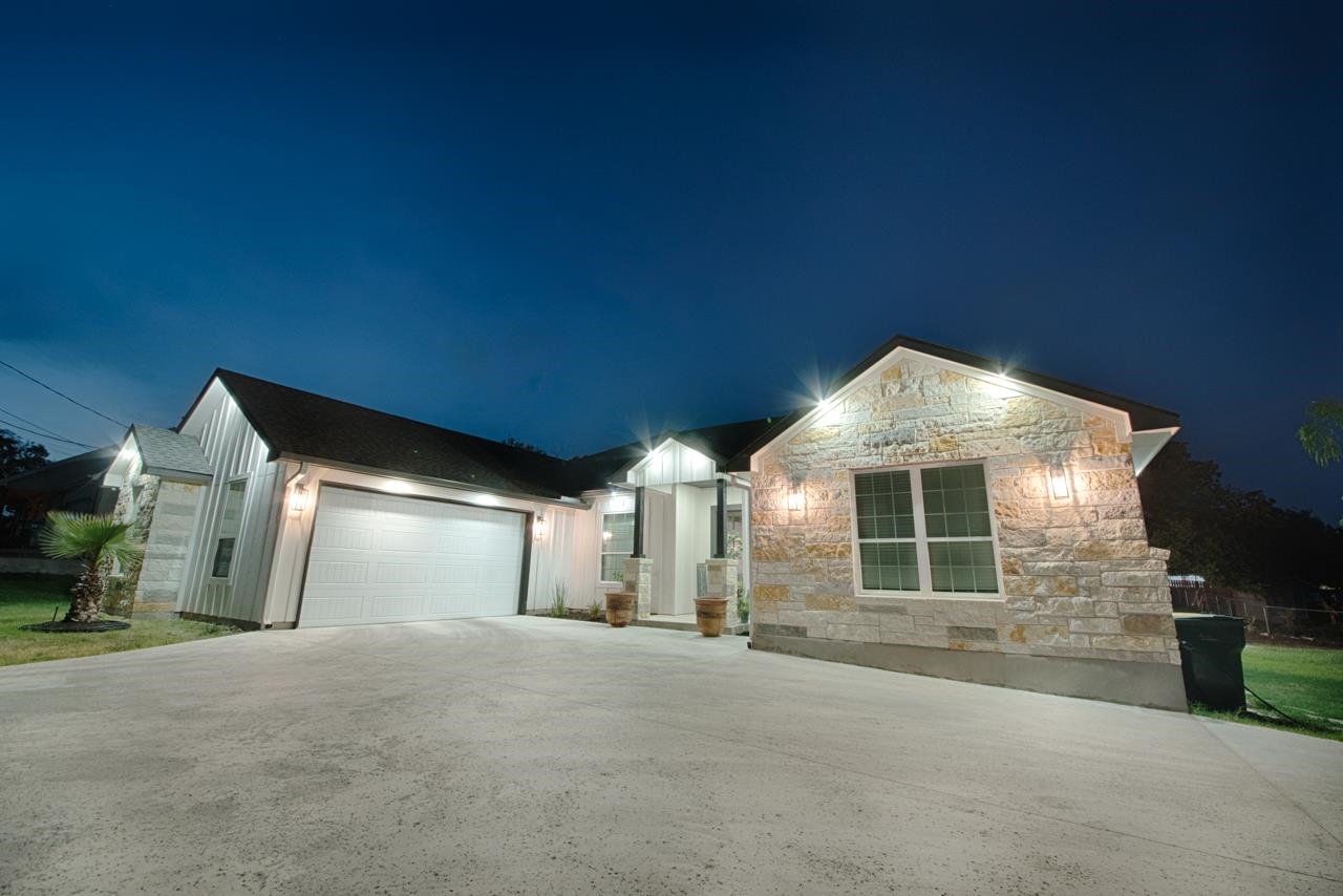 235 Bluebriar, Granite Shoals