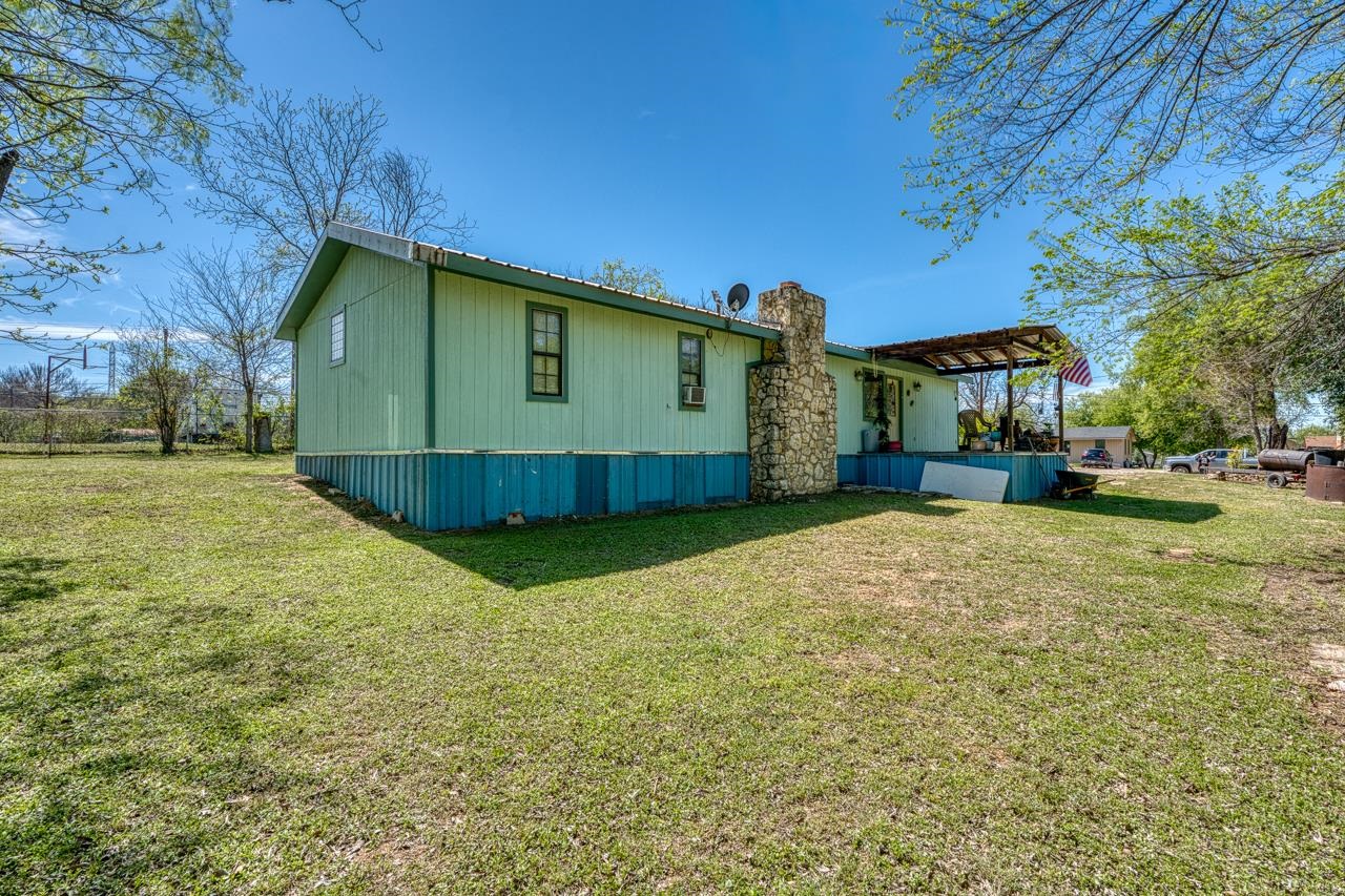 305 N, Marble Falls