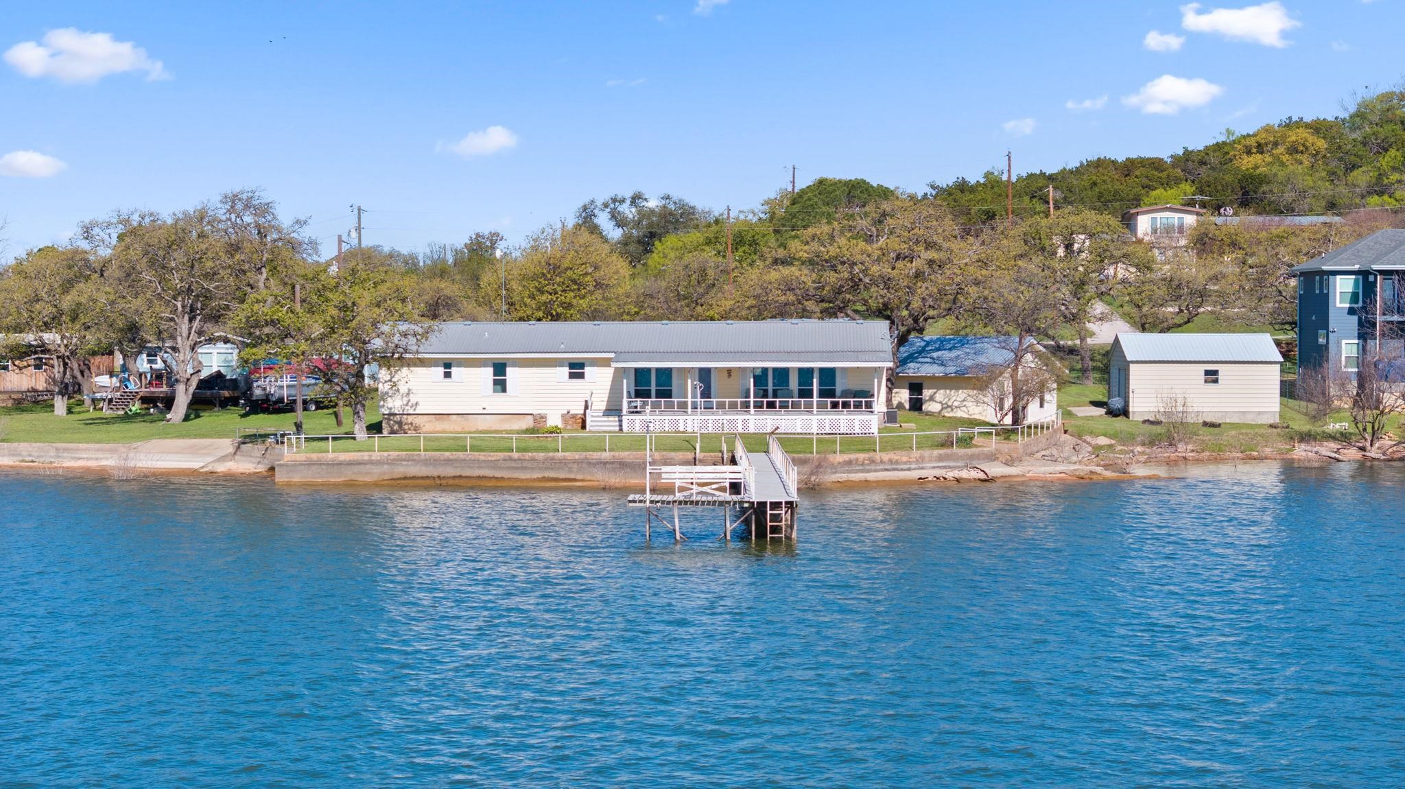 960 Lakeview Dr., Tow