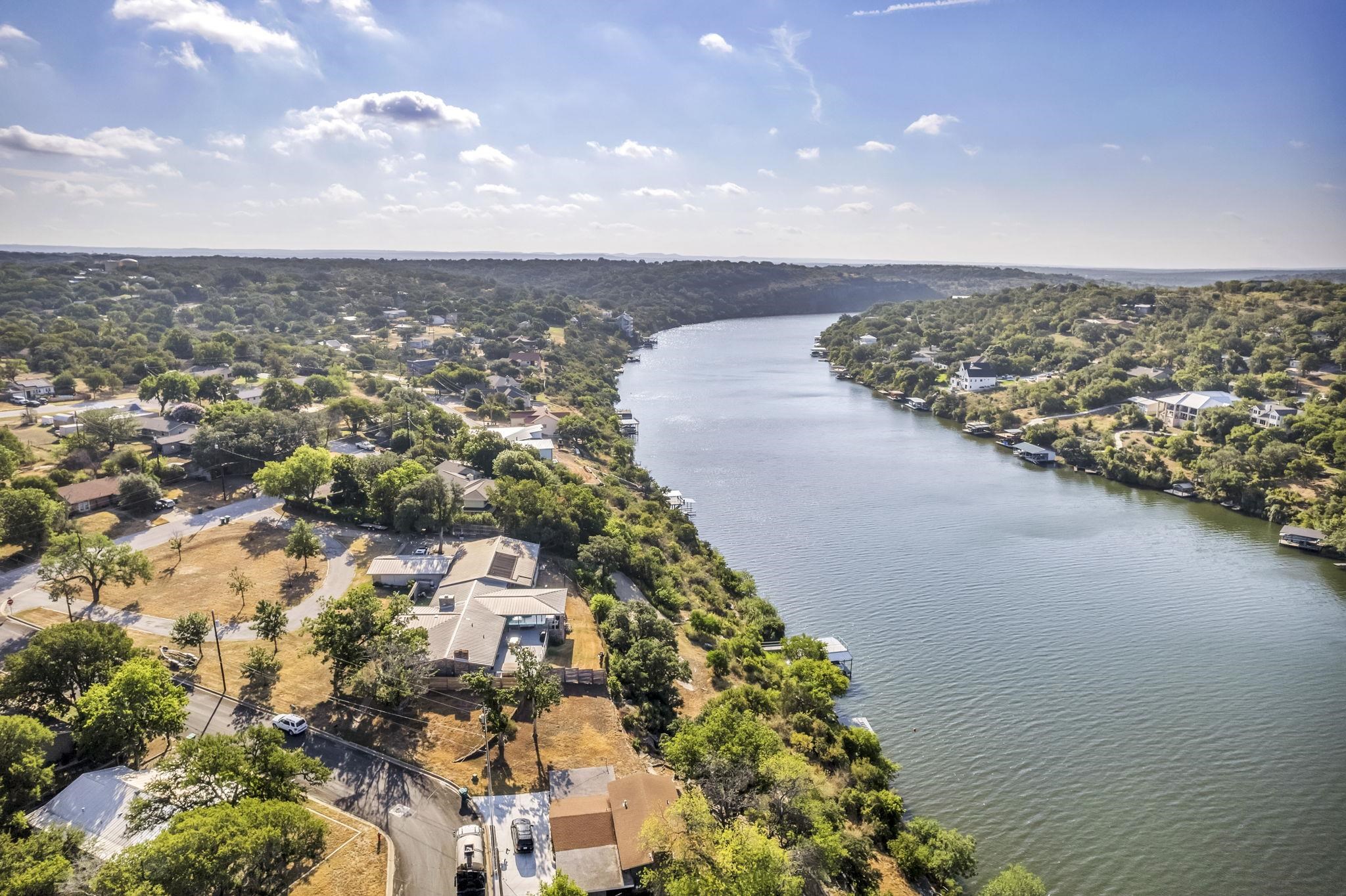 2800 Circle Dr, Marble Falls