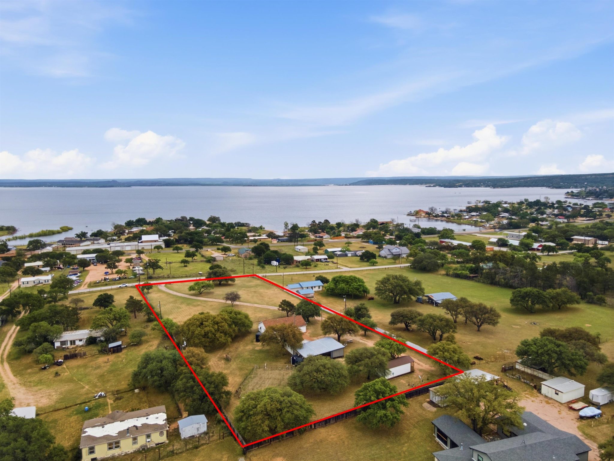1651 Roselea Dr, Buchanan Dam