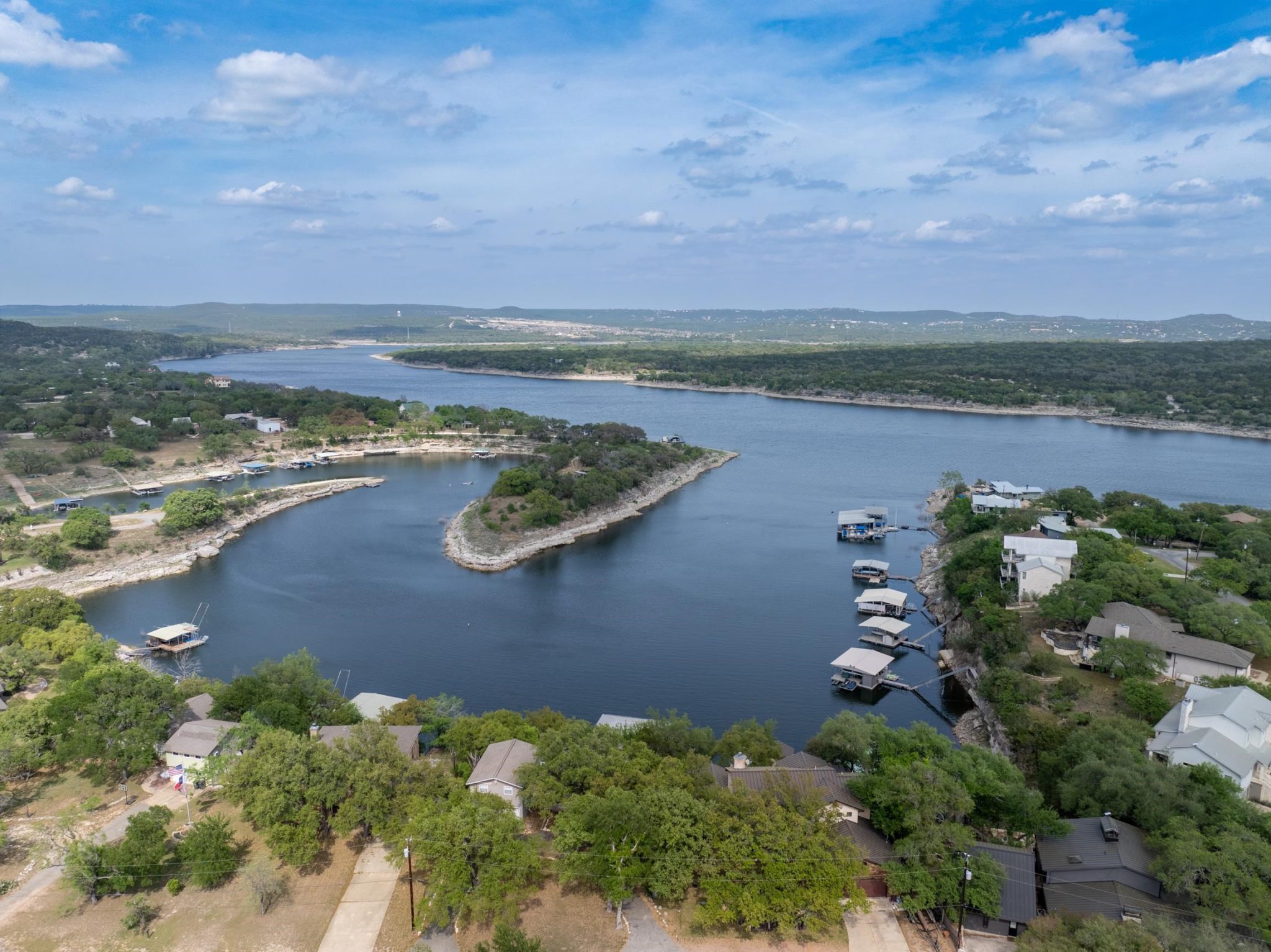 4948 Travis Oaks, Marble Falls