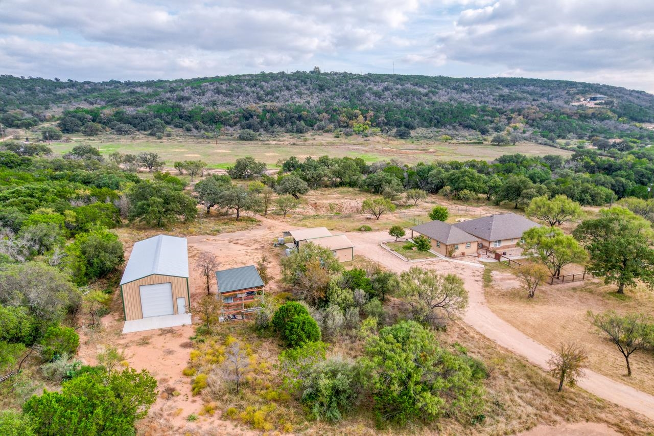 395 Lehne Loop, Buchanan Dam