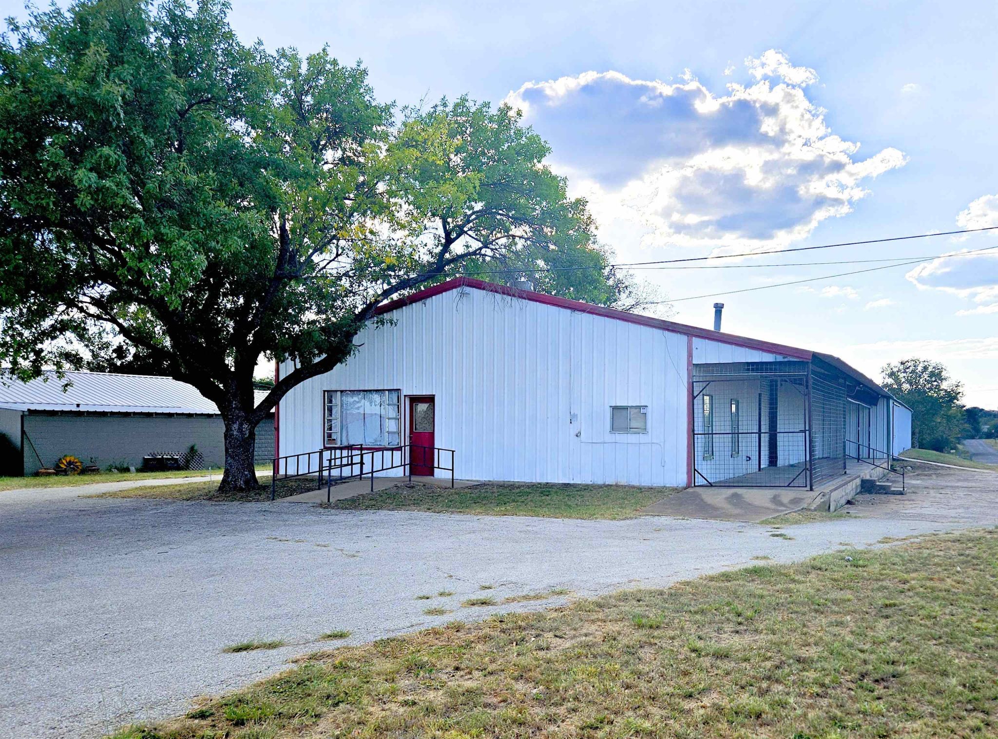 1209 Bessemer, Llano