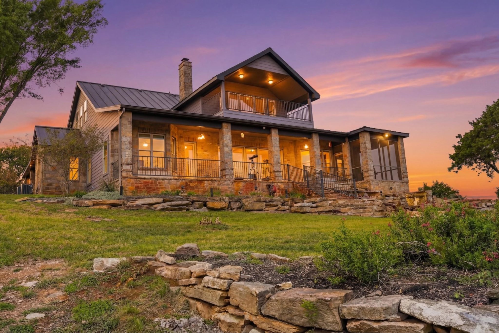 Take in the views of the Upper three Highland Lakes from several rooms