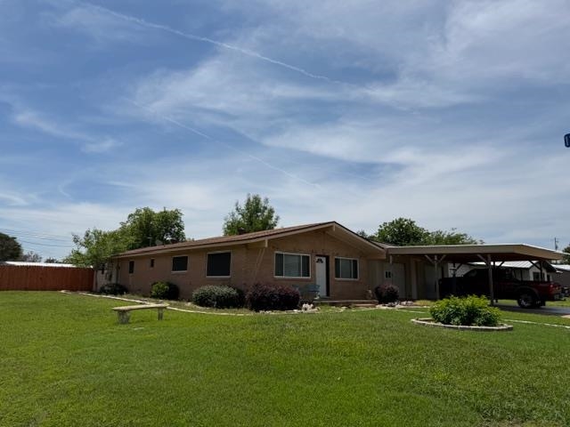 1306 WALLACE ST., Llano