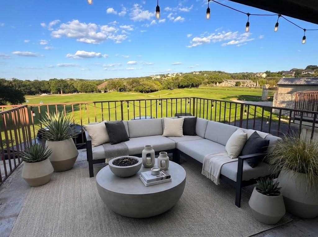 1215 Hi Stirrup, Horseshoe Bay