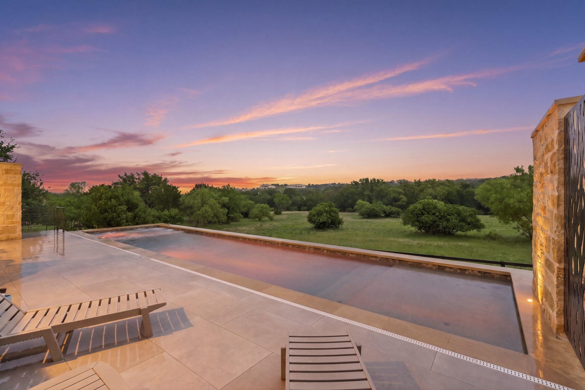 Gorgeously placed pool, with the pasture past it, wonderful place to watch the skies and horses