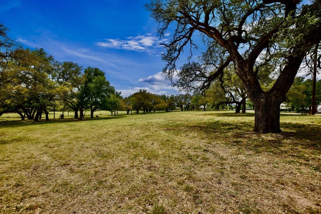 7908 COUNTY ROAD 404, Spicewood
