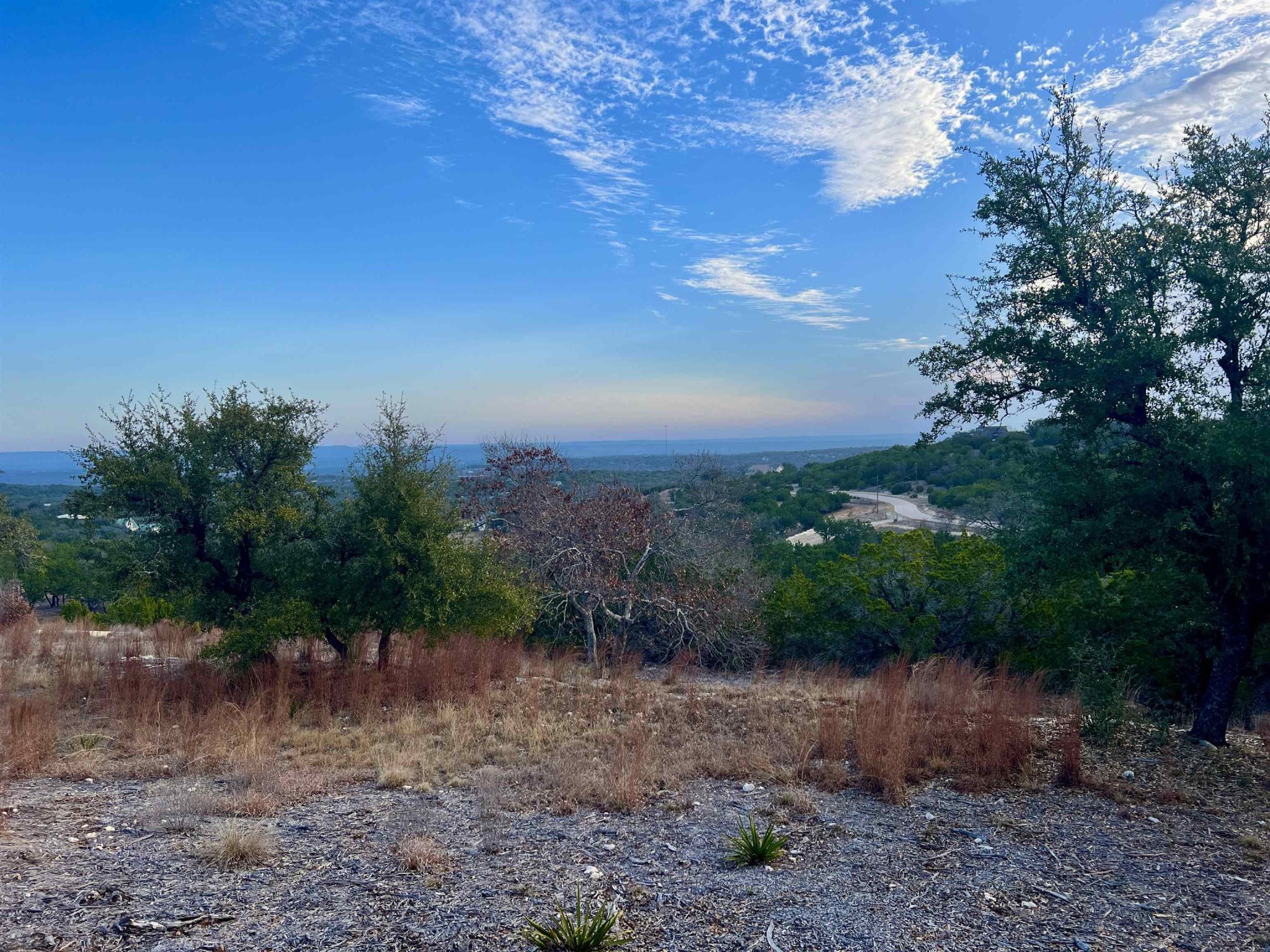 1700 CR 423, Spicewood