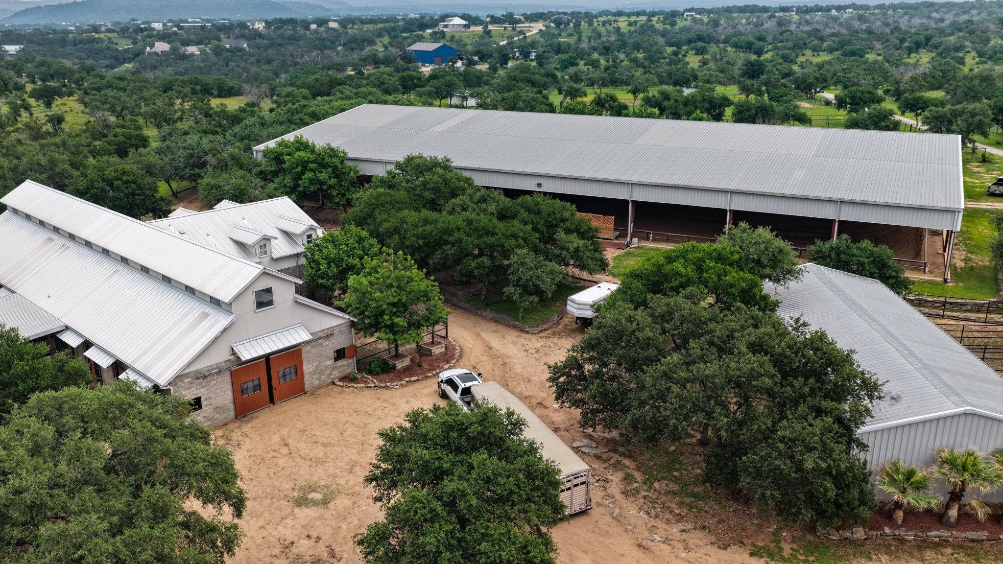 3307 Sunset Cliff, Burnet