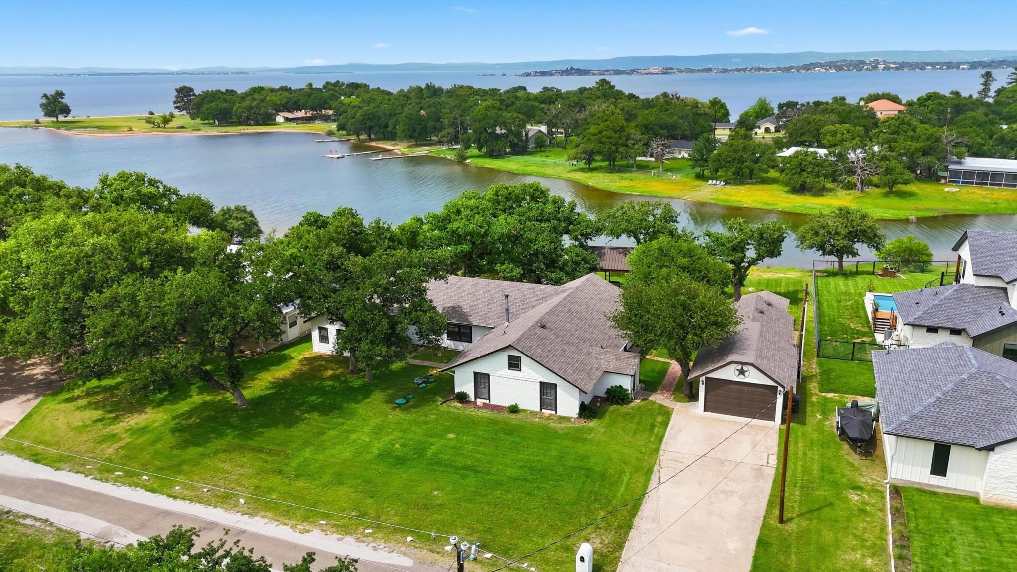 115 Sunset, Burnet