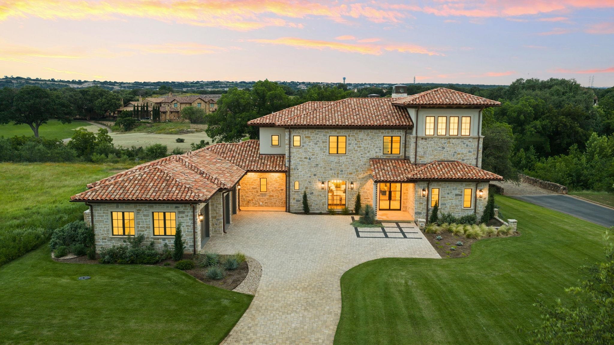 369 La Serena Loop, Horseshoe Bay