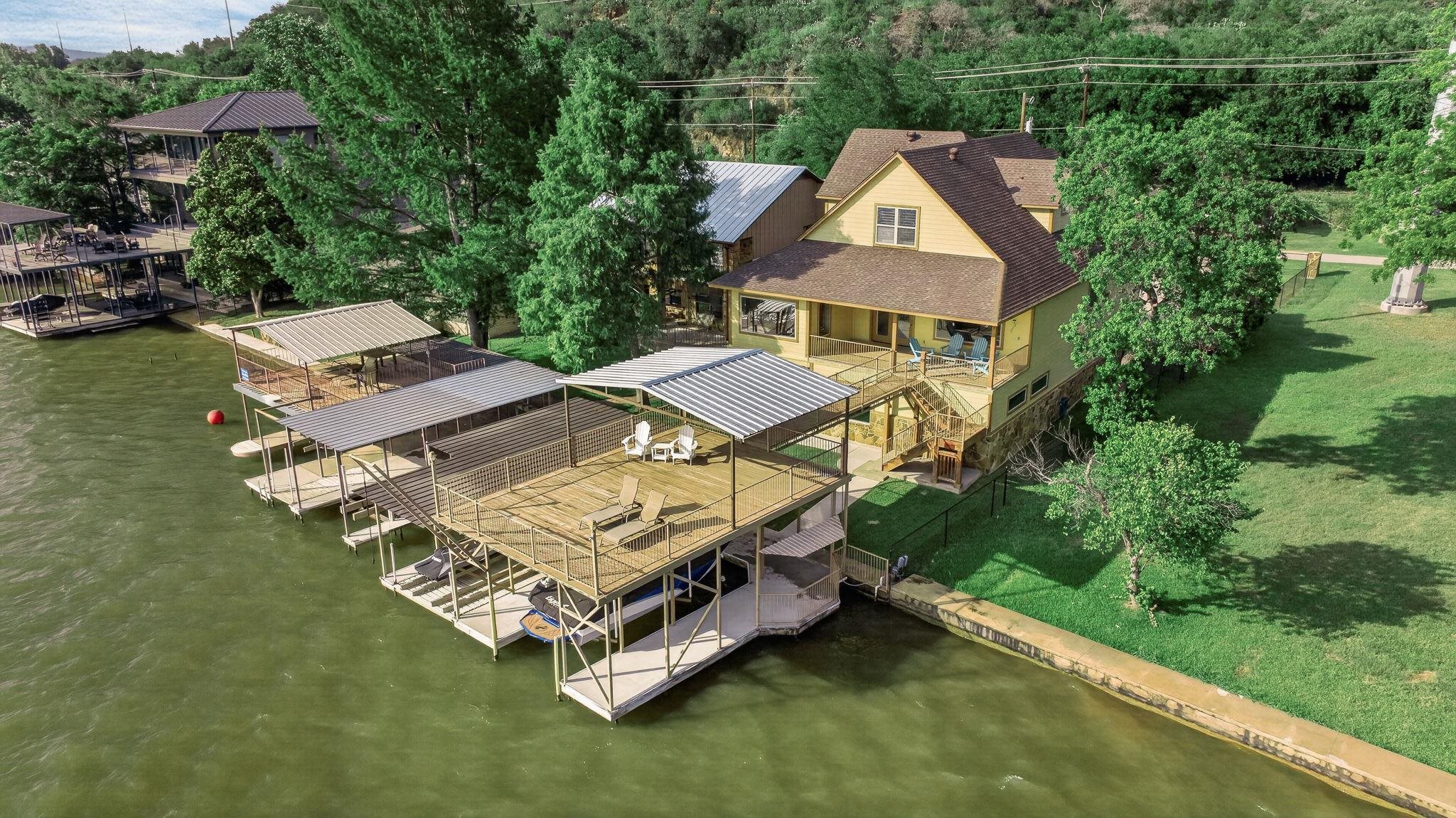 1002 Scenic Loop, Kingsland