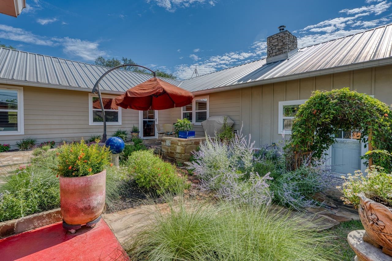 215 McGee Trail, Kingsland