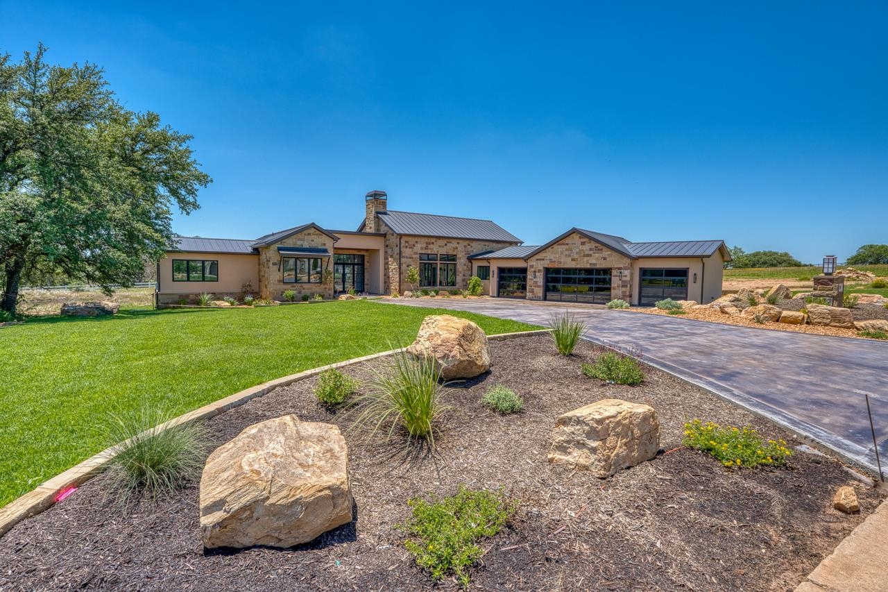 119 Westgate Loop, Horseshoe Bay