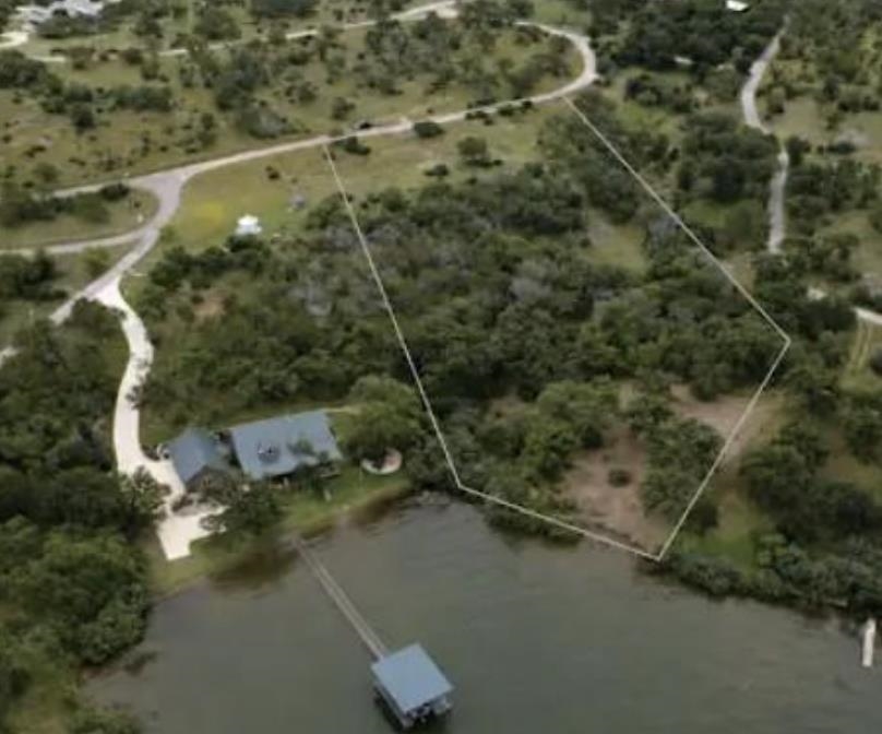 4215 Sunset Cliff, Burnet