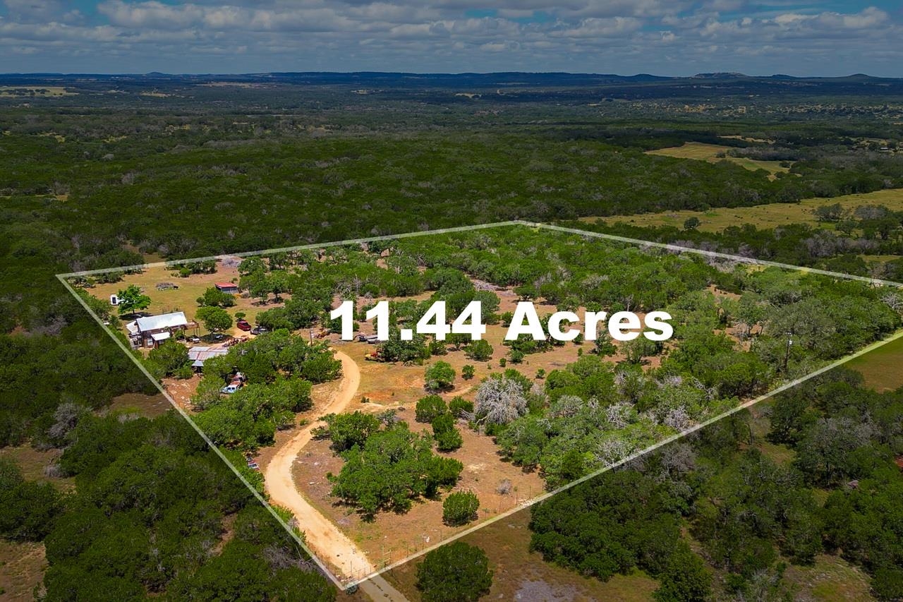 707 Ranch Road 1320, Johnson City