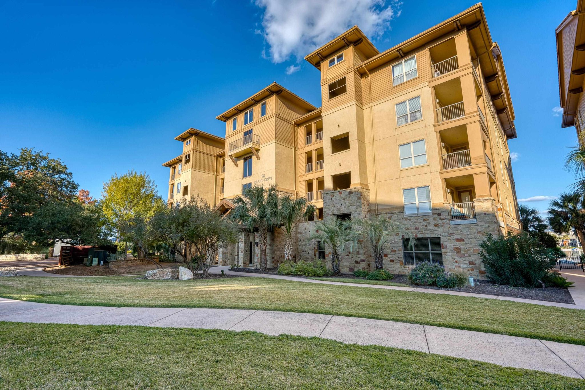 98 Island Drive #41, Horseshoe Bay