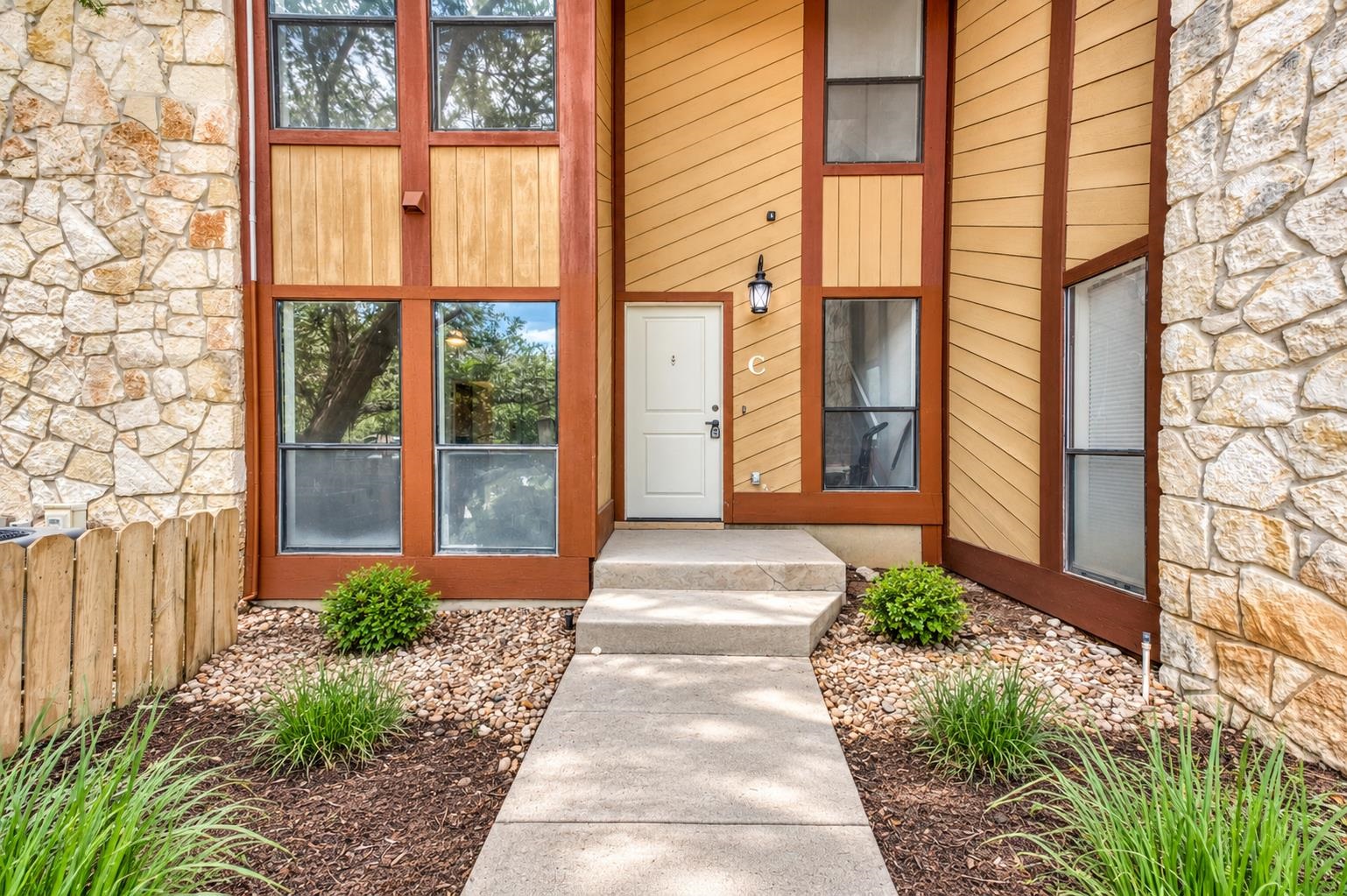 901 Cheyenne Unit C, Horseshoe Bay