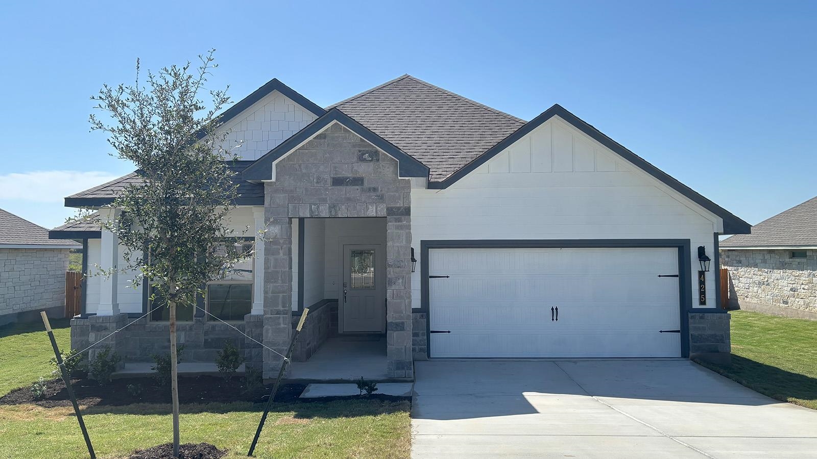 425 Creekfall, Burnet