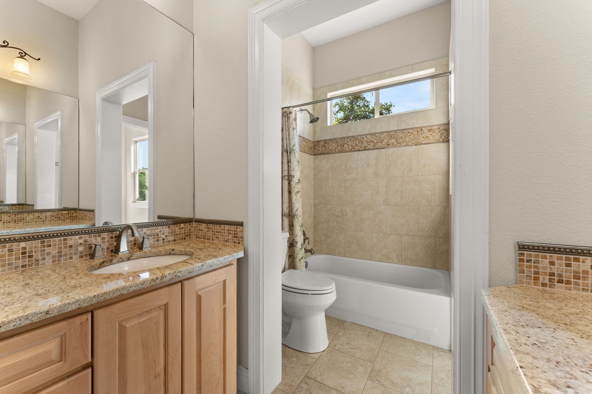 Second Bathroom with tub/shower
