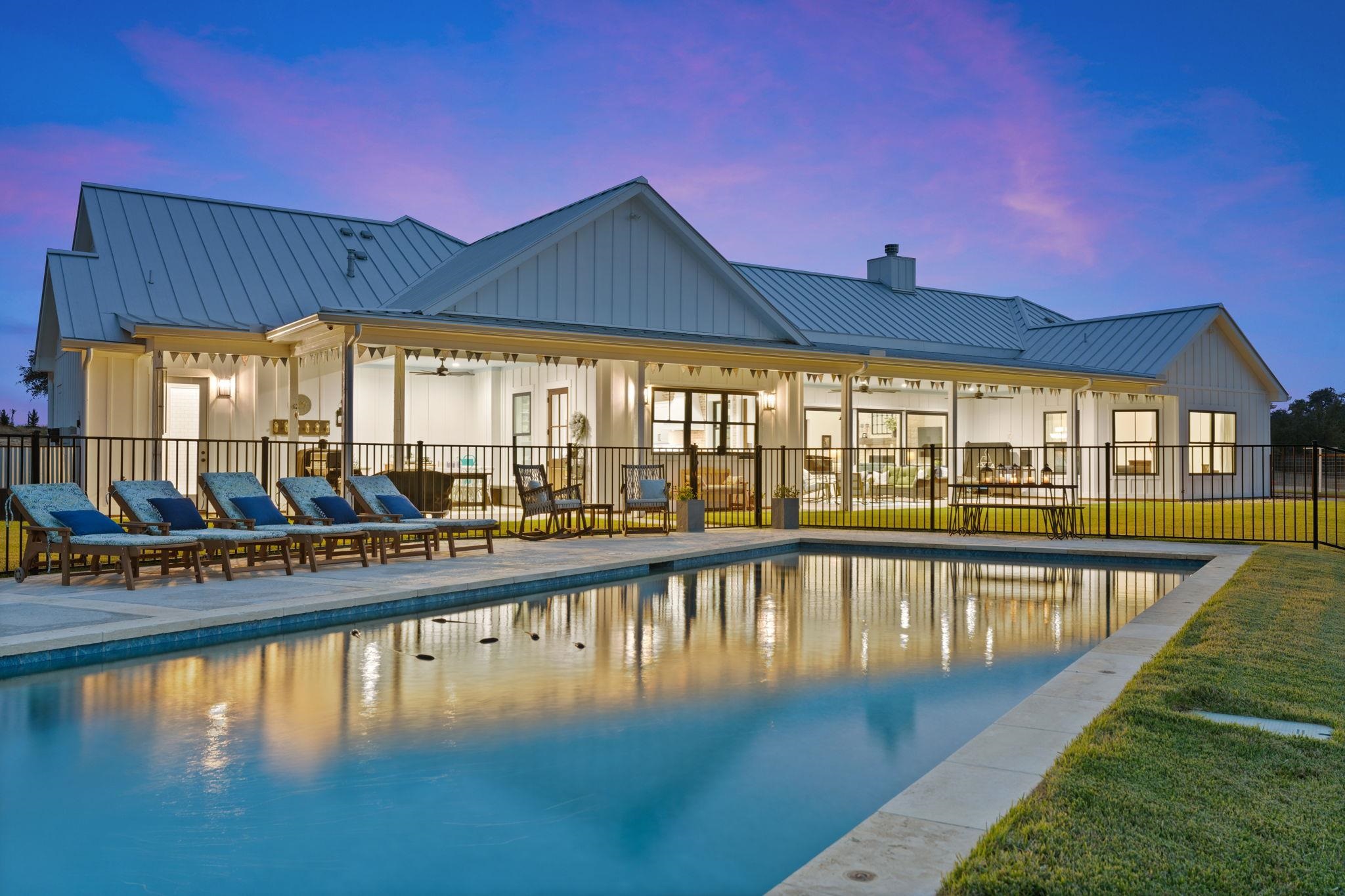 452 Southwick Ranch Rd, Johnson City
